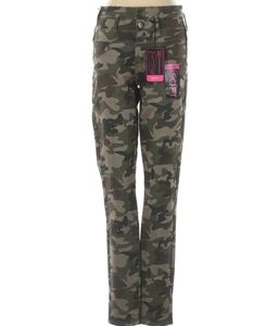 No Boundaries Triple Stack Camo Print Denim Jeggings Midrise Waist.